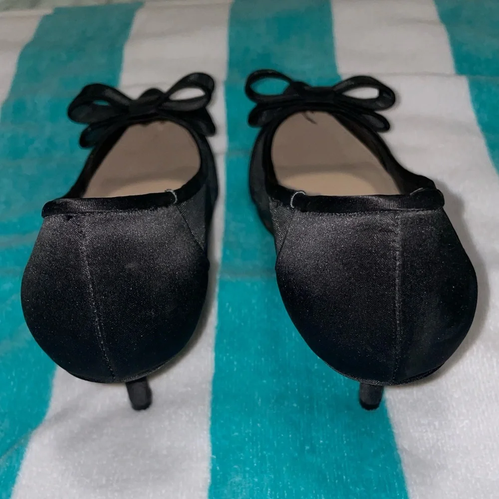 Nina Bianca Bow Heels - Picture 7 of 10